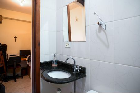 Casa à venda com 125m², 2 quartos e 2 vagasBanheiro de Serviço