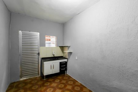 Cozinha de casa para alugar com 1 quarto, 45m² em Cangaiba, São Paulo