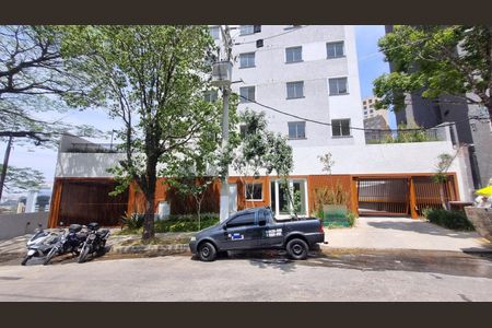 Apartamento para alugar com 39m², 2 quartos e 1 vaga Apartamento para alugar com 39m², 2 quartos e 1 vagaFachada