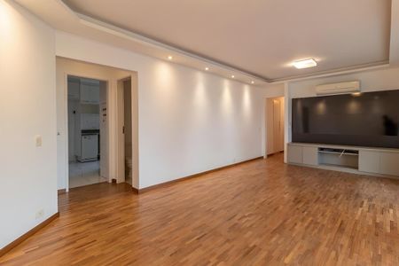 Sala de apartamento para alugar com 3 quartos, 125m² em Vila Olímpia, São Paulo