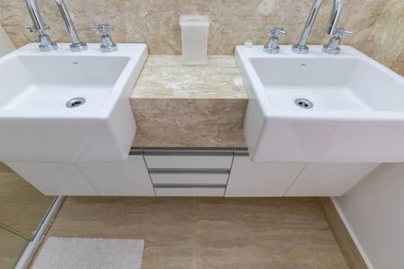 Apartamento para alugar com 128m², 2 quartos e 1 vagaBanheiro da Suíte