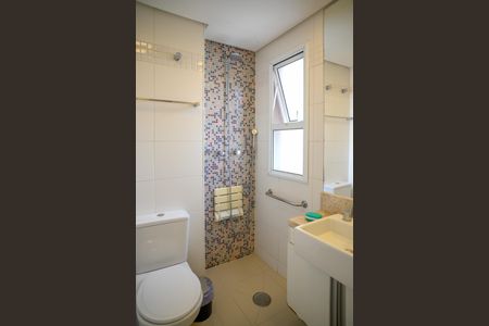 Apartamento à venda com 124m², 3 quartos e 2 vagas Apartamento à venda com 124m², 3 quartos e 2 vagasBanheiro Quarto 3 - Suite