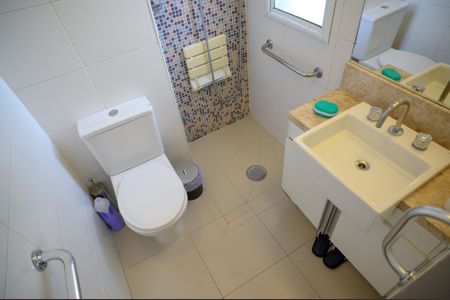 Apartamento à venda com 124m², 3 quartos e 2 vagas Apartamento à venda com 124m², 3 quartos e 2 vagasBanheiro Quarto 3 - Suite