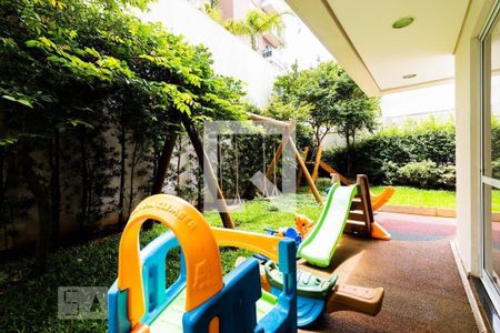 Apartamento à venda com 124m², 3 quartos e 2 vagas Apartamento à venda com 124m², 3 quartos e 2 vagasPlayground