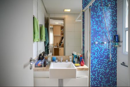 Apartamento à venda com 124m², 3 quartos e 2 vagas Apartamento à venda com 124m², 3 quartos e 2 vagasBanheiro Quarto 1 - Suite