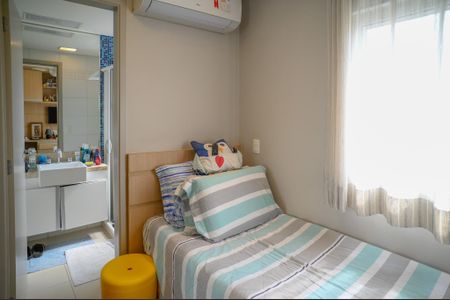 Apartamento à venda com 124m², 3 quartos e 2 vagas Apartamento à venda com 124m², 3 quartos e 2 vagasQuarto 1 - Suite