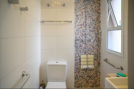 Apartamento à venda com 124m², 3 quartos e 2 vagas Apartamento à venda com 124m², 3 quartos e 2 vagasBanheiro Quarto 3 - Suite