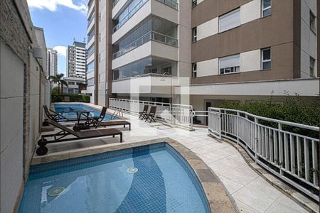 Apartamento à venda com 124m², 3 quartos e 2 vagas Apartamento à venda com 124m², 3 quartos e 2 vagasPiscina