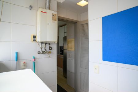 Apartamento à venda com 124m², 3 quartos e 2 vagas Apartamento à venda com 124m², 3 quartos e 2 vagasÁrea de Serviço