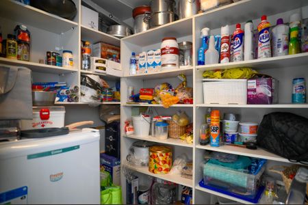 Apartamento à venda com 124m², 3 quartos e 2 vagas Apartamento à venda com 124m², 3 quartos e 2 vagasDespensa