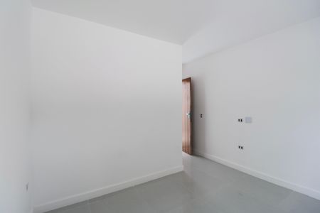 Casa para alugar com 120m², 2 quartos e 1 vaga Casa para alugar com 120m², 2 quartos e 1 vagaSuíte 2