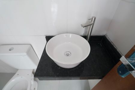 Casa para alugar com 120m², 2 quartos e 1 vaga Casa para alugar com 120m², 2 quartos e 1 vagaBanheiro da Suíte 1