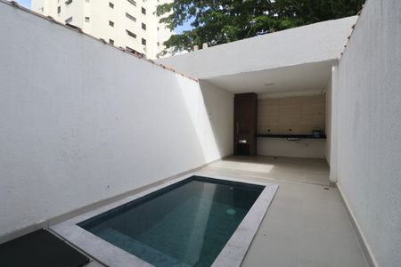 Casa para alugar com 120m², 2 quartos e 1 vaga Casa para alugar com 120m², 2 quartos e 1 vagaQuintal