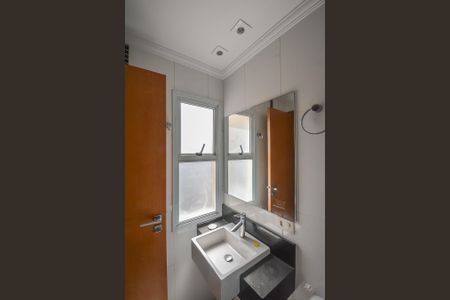 Apartamento à venda com 190m², 3 quartos e 4 vagasBanheiro da Suíte 2