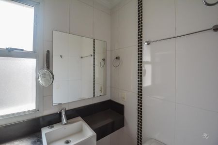 Apartamento à venda com 190m², 3 quartos e 4 vagasBanheiro
