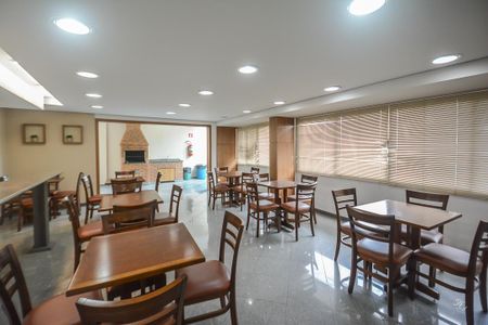 Apartamento à venda com 190m², 3 quartos e 4 vagasÁrea comum - Salão de festas