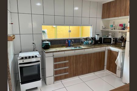 Casa de condomínio à venda com 120m², 4 quartos e 2 vagas Casa de condomínio à venda com 120m², 4 quartos e 2 vagasCozinha