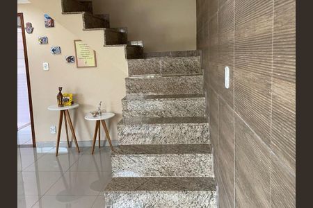 Sala de casa de condomínio à venda com 4 quartos, 120m² em Recreio dos Bandeirantes, Rio de Janeiro