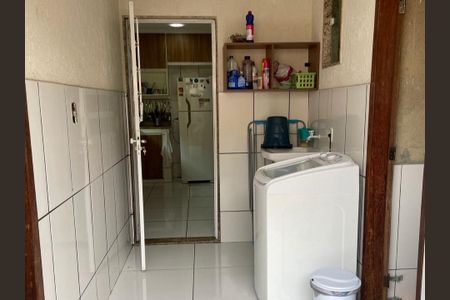 Casa de condomínio à venda com 120m², 4 quartos e 2 vagas Casa de condomínio à venda com 120m², 4 quartos e 2 vagasÁrea de Serviço
