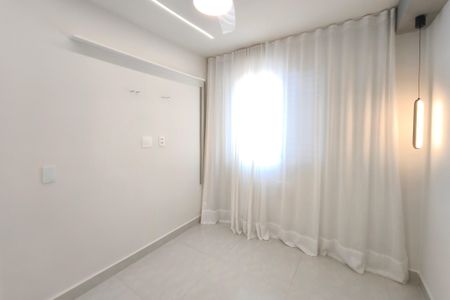 Quarto 1 de apartamento para alugar com 2 quartos, 45m² em Jardim Ipaussurama, Campinas