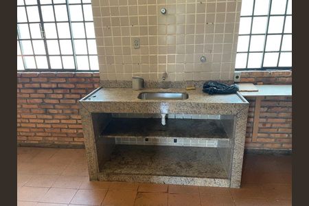 Casa à venda com 3 quartos, 1000m² em Parque Sao Jose, Belo Horizonte