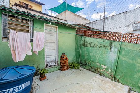 Casa à venda com 75m², 2 quartos e 1 vaga Casa à venda com 75m², 2 quartos e 1 vagaQuintal