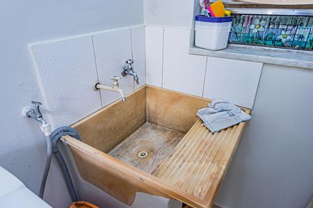 Casa à venda com 75m², 2 quartos e 1 vaga Casa à venda com 75m², 2 quartos e 1 vagaÁrea de Serviço