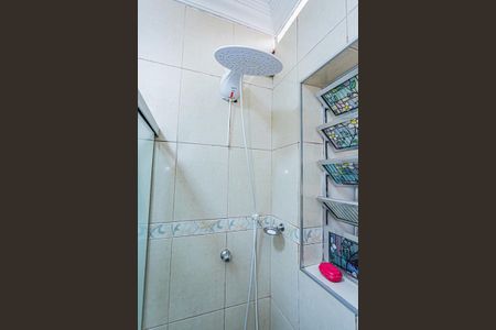 Casa à venda com 75m², 2 quartos e 1 vaga Casa à venda com 75m², 2 quartos e 1 vagaBanheiro