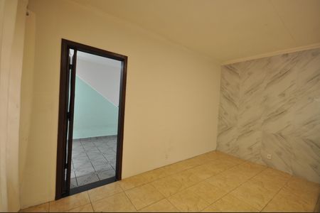 Sala de casa para alugar com 1 quarto, 60m² em Parque Edu Chaves, São Paulo