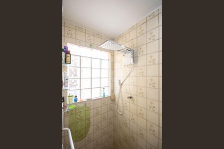 Casa à venda com 166m², 3 quartos e 2 vagas Casa à venda com 166m², 3 quartos e 2 vagasBanheiro 1