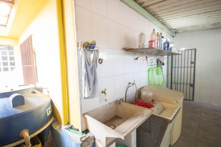 Casa à venda com 166m², 3 quartos e 2 vagas Casa à venda com 166m², 3 quartos e 2 vagasÁrea de Serviço