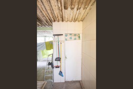 Casa à venda com 166m², 3 quartos e 2 vagas Casa à venda com 166m², 3 quartos e 2 vagasÁrea de Serviço