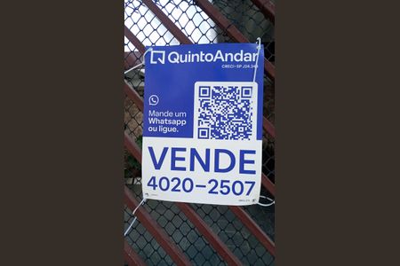 Casa à venda com 166m², 3 quartos e 2 vagas Casa à venda com 166m², 3 quartos e 2 vagasPlaquinha