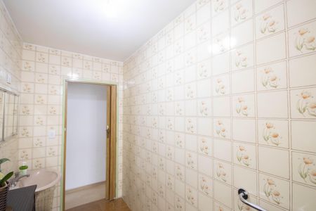 Casa à venda com 166m², 3 quartos e 2 vagas Casa à venda com 166m², 3 quartos e 2 vagasBanheiro 1