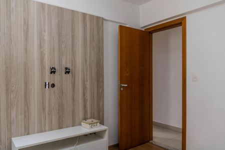 Apartamento à venda com 180m², 3 quartos e 2 vagasQuarto 2