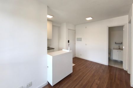Sala de apartamento para alugar com 2 quartos, 48m² em Jardim Ipaussurama, Campinas