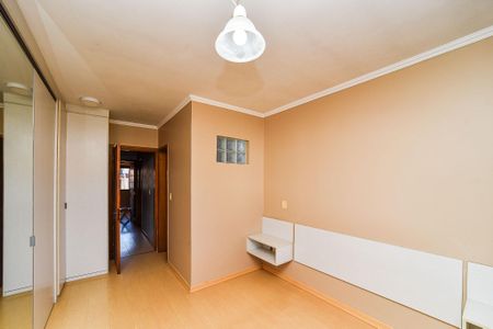 Casa à venda com 106m², 3 quartos e 2 vagasSuíte