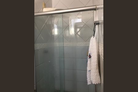 Banheiro de apartamento para alugar com 3 quartos, 130m² em Palmares, Belo Horizonte