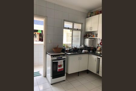 Cozinha de apartamento para alugar com 3 quartos, 130m² em Palmares, Belo Horizonte