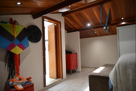 Casa à venda com 120m², 3 quartos e 2 vagasQuarto Suíte