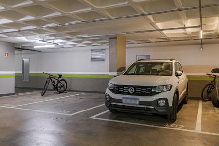 Studio à venda com 40m², 1 quarto e 1 vaga Studio à venda com 40m², 1 quarto e 1 vagaGaragem