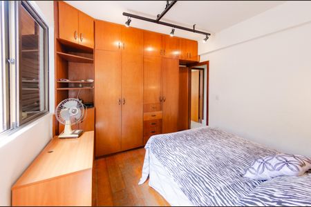 Apartamento à venda com 101m², 3 quartos e 2 vagas Apartamento à venda com 101m², 3 quartos e 2 vagasSuíte