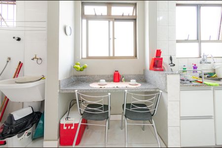 Apartamento à venda com 101m², 3 quartos e 2 vagas Apartamento à venda com 101m², 3 quartos e 2 vagasCozinha