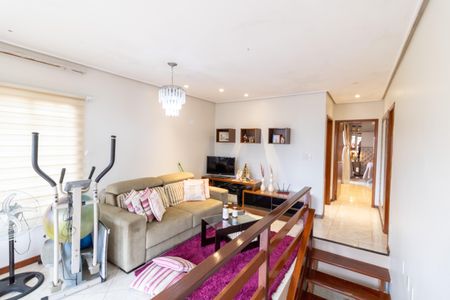 Casa à venda com 250m², 3 quartos e 4 vagasSala