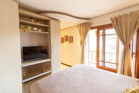 Casa à venda com 250m², 3 quartos e 4 vagasSuíte