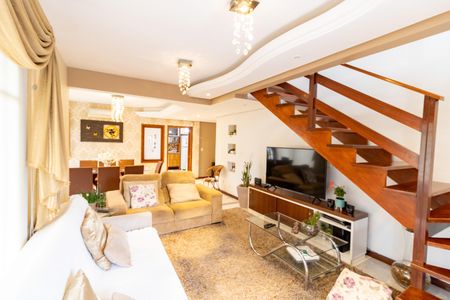 Sala de casa à venda com 3 quartos, 250m² em Hípica, Porto Alegre