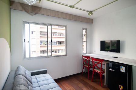Sala / Cozinha de apartamento para alugar com 1 quarto, 26m² em Bela Vista, São Paulo
