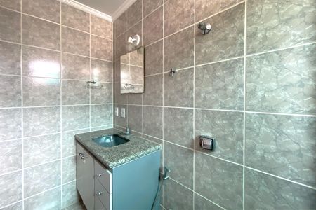 Apartamento para alugar com 120m², 3 quartos e 2 vagas Apartamento para alugar com 120m², 3 quartos e 2 vagasBanheiro da Suíte