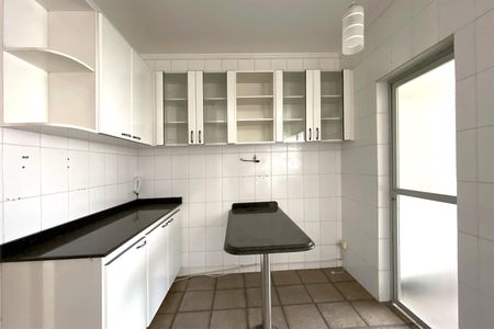 Apartamento para alugar com 120m², 3 quartos e 2 vagas Apartamento para alugar com 120m², 3 quartos e 2 vagasCozinha