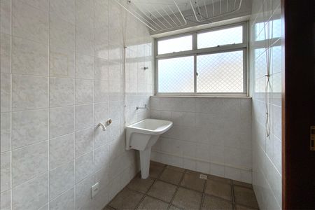 Apartamento para alugar com 120m², 3 quartos e 2 vagas Apartamento para alugar com 120m², 3 quartos e 2 vagasÁrea de Serviço